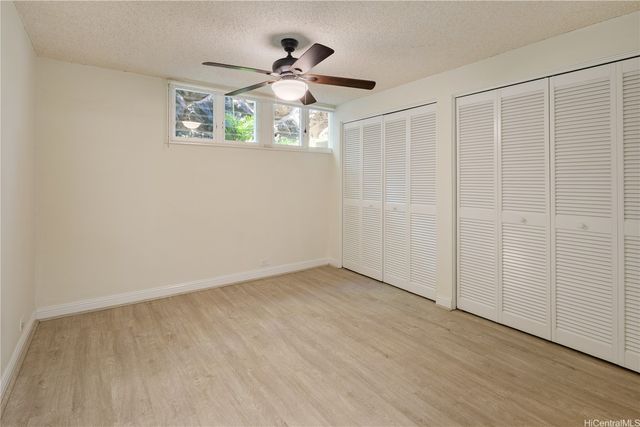 1555 Kalaniiki Street 16, Honolulu, HI 96821