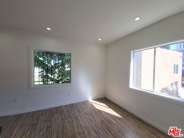 200 N Acacia Avenue, Compton, CA 90220