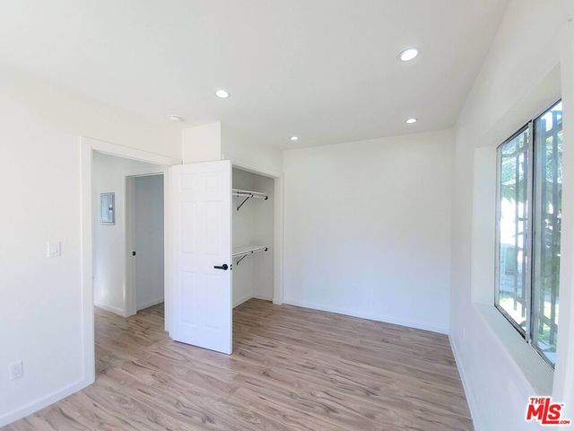 200 N Acacia Avenue, Compton, CA 90220