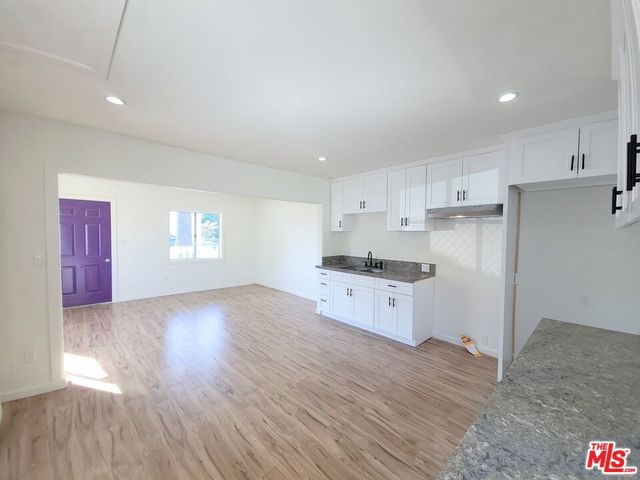 200 N Acacia Avenue, Compton, CA 90220