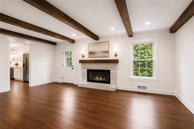 9516 Buena Vista Street, Overland Park, KS 66207