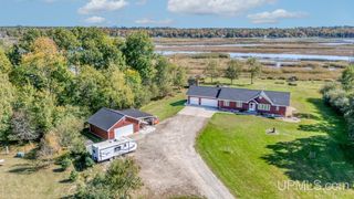 10126 U.25 Road, Rapid River, MI 49878