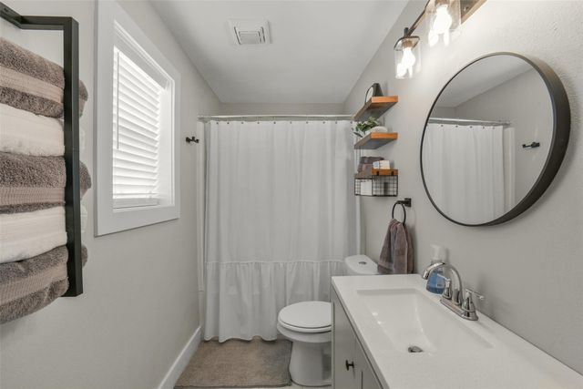 12769 Fm 362 Road Road, Navasota, TX 77868