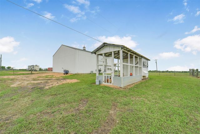 12769 Fm 362 Road Road, Navasota, TX 77868