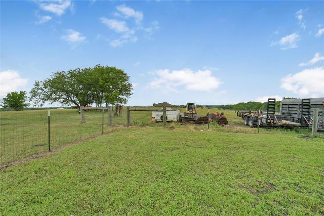 12769 Fm 362 Road Road, Navasota, TX 77868