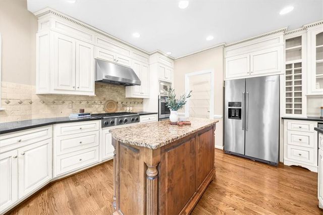 230 Willow Glade Point, Johns Creek, GA 30022
