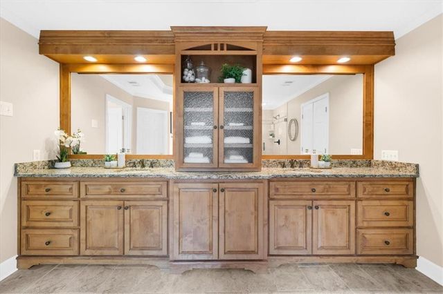 230 Willow Glade Point, Johns Creek, GA 30022