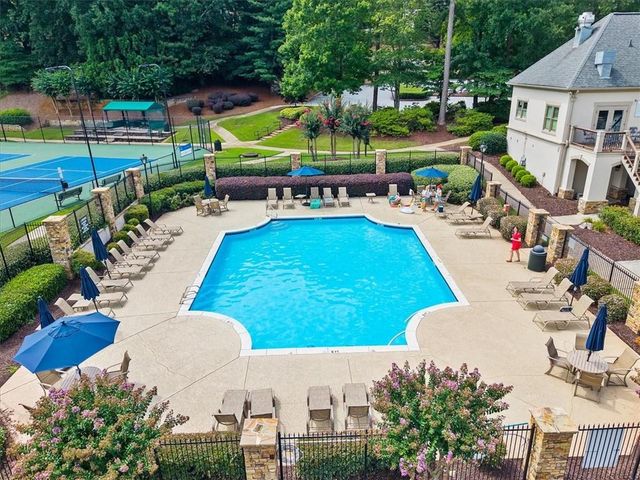 230 Willow Glade Point, Johns Creek, GA 30022