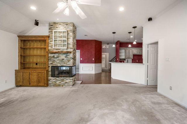 2434 Pebblebrook Circle, Conroe, TX 77384