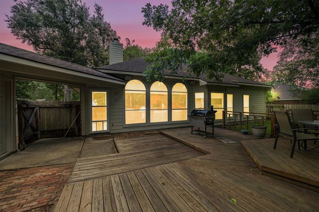 2434 Pebblebrook Circle, Conroe, TX 77384