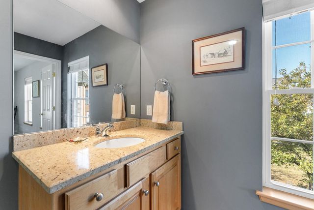 31 Forest Edge Drive, Hanover, NH 03755