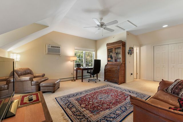 31 Forest Edge Drive, Hanover, NH 03755