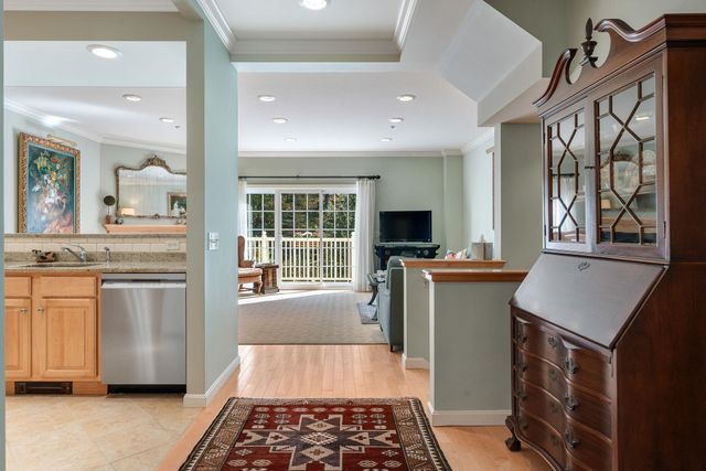 31 Forest Edge Drive, Hanover, NH 03755