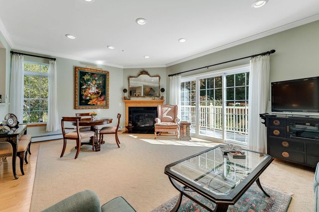 31 Forest Edge Drive, Hanover, NH 03755