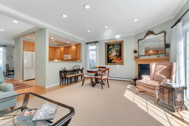 31 Forest Edge Drive, Hanover, NH 03755