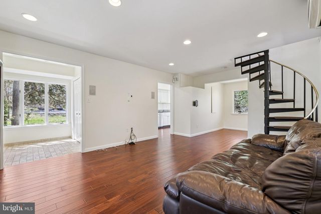 2921 DUVALL RD, Burtonsville, MD 20866