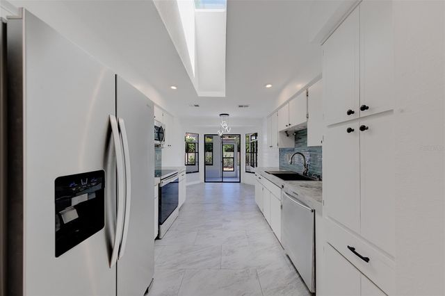 2709 WINDING WAY, Palm Harbor, FL 34683