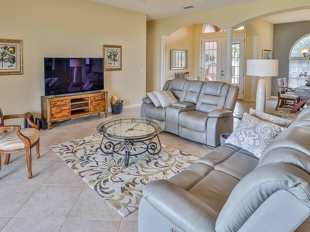 5268 PEBBLE BEACH BOULEVARD, Winter Haven, FL 33884