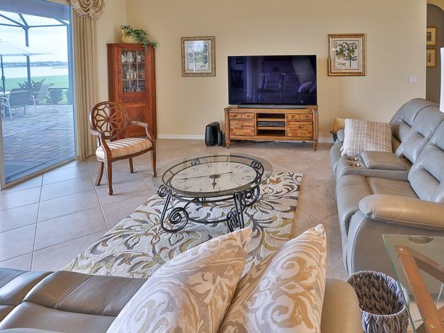 5268 PEBBLE BEACH BOULEVARD, Winter Haven, FL 33884