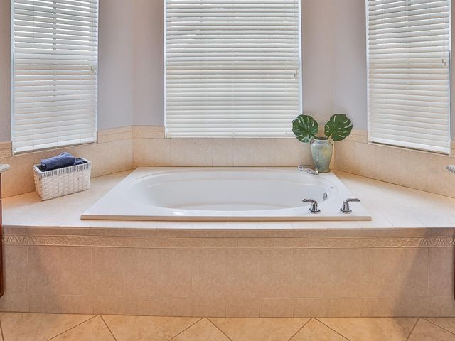 5268 PEBBLE BEACH BOULEVARD, Winter Haven, FL 33884