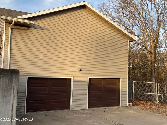 12420 COUNTY ROAD 4047, Holts Summit, MO 65043