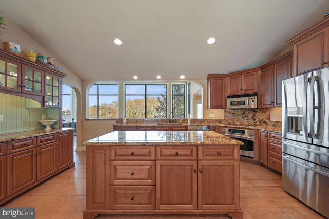 555 PENNSYLVANIA AVE, Dover, DE 19901