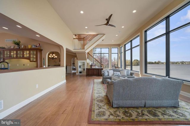 555 PENNSYLVANIA AVE, Dover, DE 19901