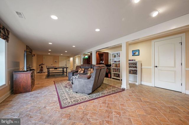 555 PENNSYLVANIA AVE, Dover, DE 19901