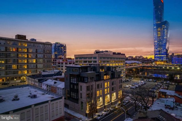 2316 SANSOM ST, Philadelphia, PA 19103