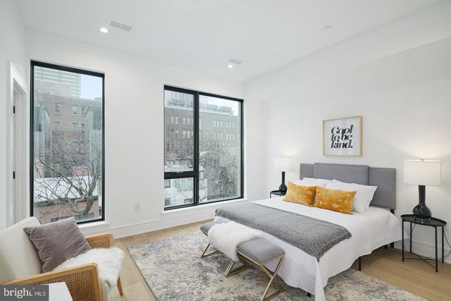 2316 SANSOM ST, Philadelphia, PA 19103