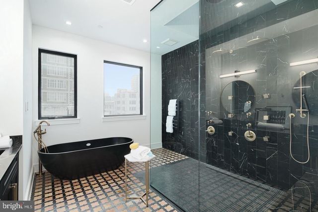 2316 SANSOM ST, Philadelphia, PA 19103