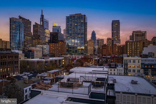 2316 SANSOM ST, Philadelphia, PA 19103