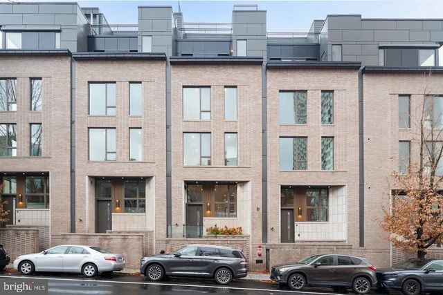 2316 SANSOM ST, Philadelphia, PA 19103