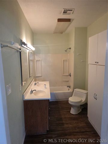 318 N Washington, Durant, OK 74701