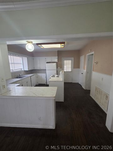 318 N Washington, Durant, OK 74701