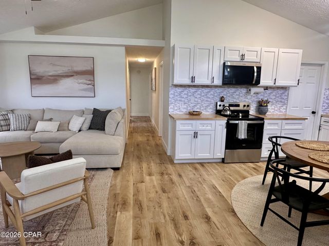 113 Seagrass Way, Panama City Beach, FL 32407