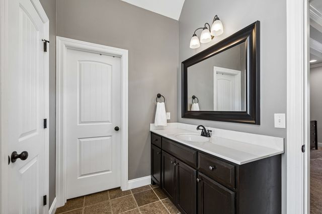 510 McGrath Dr, Smyrna, TN 37167