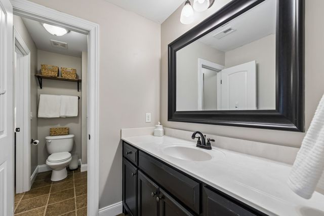 510 McGrath Dr, Smyrna, TN 37167