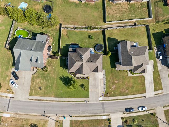 510 McGrath Dr, Smyrna, TN 37167