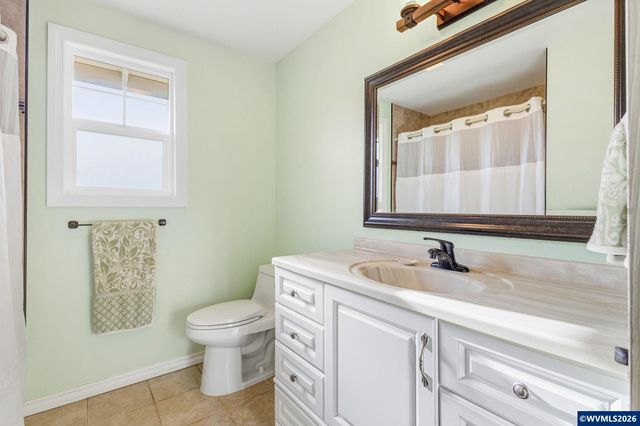 2880 SE Aldrin Pl, Corvallis, OR 97333