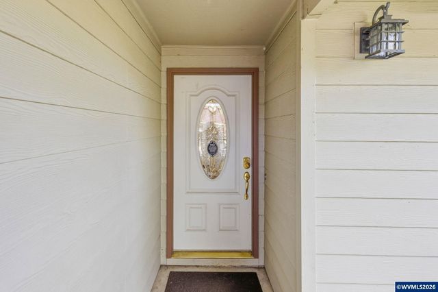 2880 SE Aldrin Pl, Corvallis, OR 97333
