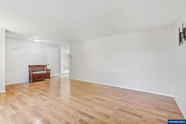 2880 SE Aldrin Pl, Corvallis, OR 97333