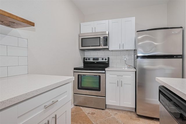 3300 Yorktown Street 17, Houston, TX 77056
