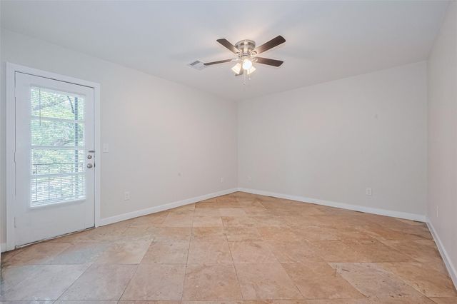 3300 Yorktown Street 17, Houston, TX 77056