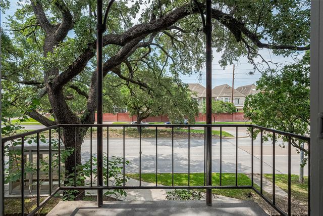 3300 Yorktown Street 17, Houston, TX 77056