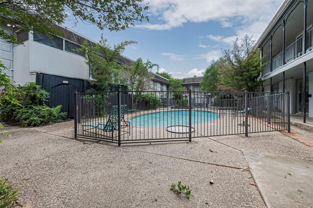 3300 Yorktown Street 17, Houston, TX 77056