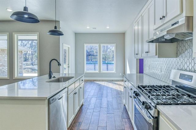 18726 Marbella Lane, Harrah, OK 73045