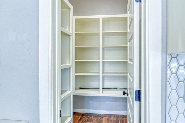 18726 Marbella Lane, Harrah, OK 73045