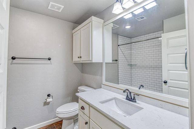 18726 Marbella Lane, Harrah, OK 73045