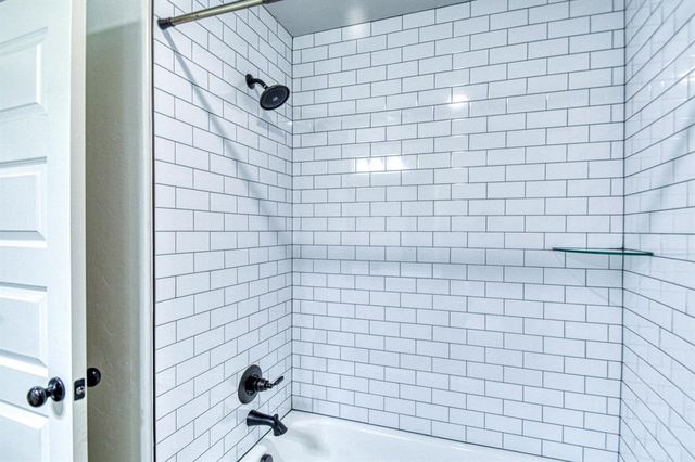 18726 Marbella Lane, Harrah, OK 73045